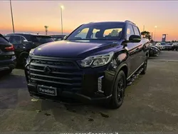 Nero metallizzato Usata 2023 Ssangyong Rexton SUV | 31.900 € (Super prezzo)