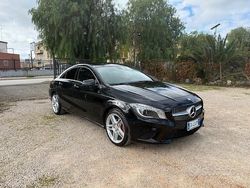 Nero Usata 2014 Mercedes CLA200 Tre volumi | 14.900 € (Buon prezzo)