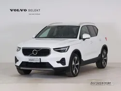 Bianco Usata 2024 Volvo XC40 Core SUV | 30.900 € (Buon prezzo)