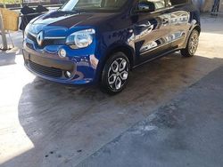 Blu Usata 2016 Renault Twingo Cosmic Due volumi | 7900 € (Buon prezzo)