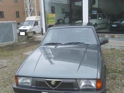 Verde Usata 1990 Alfa Romeo 75 Tre volumi | 8900 €