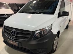 Bianco artico Usata 2023 Mercedes Vito Furgone | 16.500 €