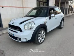 Bianco Usata 2010 Mini Countryman SUV | 9500 € (Molto cara)