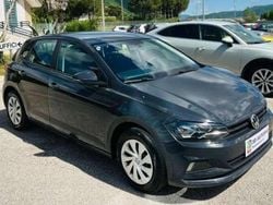 Grigio Usata 2019 VW Polo Trendline Tre volumi | 10.500 € (Buon prezzo)