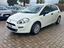 Bianco Usata 2013 Fiat Punto Lounge Tre volumi | 3900 € (Super prezzo)
