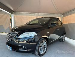 Nero Usata 2013 Lancia Ypsilon Platinum Due volumi | 7499 € (Molto cara)