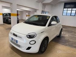 Bianco Usata 2022 Fiat 500e Action Due volumi | 12.500 € (Super prezzo)