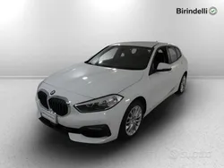 Alpin white pastello Usata 2022 BMW 118 Advantage Due volumi | 25.900 € (Ottimo prezzo)