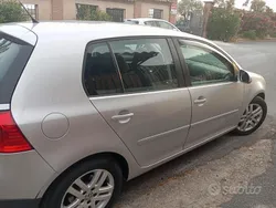 Usata 2008 VW Golf VI Tre volumi | 4000 € (Buon prezzo)