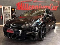Nero Usata 2010 VW Golf VI R Tre volumi | 25.000 €