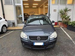 Grigio Usata 2007 VW Polo Comfortline Tre volumi | 2890 € (Buon prezzo)