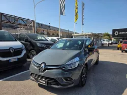 Grigio Usata 2019 Renault Clio IV Intens Tre volumi | 9900 € (Ottimo prezzo)