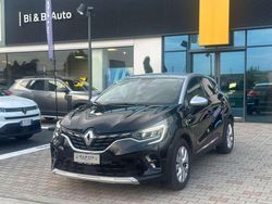 Nero etoilè Usata 2022 Renault Captur Intens SUV | 17.700 € (Buon prezzo)