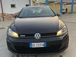 Nero Usata 2015 VW Golf VII GTD Tre volumi | 17.499 € (Molto cara)