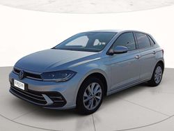 Reflex silver metallizzato Usata 2023 VW Polo Style Tre volumi | 20.500 € (Cara)