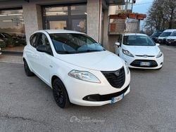 Bianco Usata 2015 Lancia Ypsilon Due volumi | 8500 € (Buon prezzo)