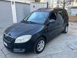 Nero Usata 2008 Skoda Roomster Sport Monovolume | 2990 € (Buon prezzo)