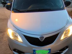 Grigio Usata 2017 Lancia Ypsilon Due volumi | 10.000 €