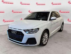 Bianco Usata 2025 Audi A1 Business Tre volumi | 26.800 € (Buon prezzo)