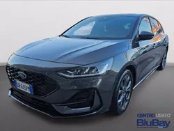 Magnetic grey Usata 2023 Ford Focus ST-Line Tre volumi | 20.700 € (Buon prezzo)