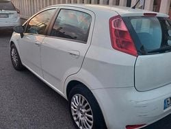 Usata 2014 Fiat Grande Punto Due volumi | 2900 € (Super prezzo)