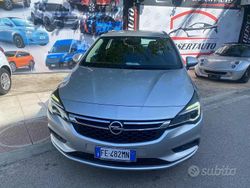 Argento Usata 2016 Opel Astra Tre volumi | 6900 € (Ottimo prezzo)
