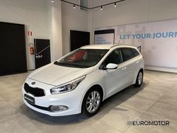Bianco Usata 2015 Kia Ceed Sportswagon Station wagon | 8900 € (Buon prezzo)