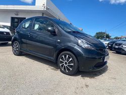 Grigio Usata 2008 Toyota Aygo Sol Due volumi | 4200 € (Buon prezzo)