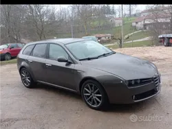 Usata 2006 Alfa Romeo 159 | 2000 € (Ottimo prezzo)