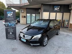 Nero Usata 2012 Mercedes B180 Premium Monovolume | 10.500 € (Molto cara)