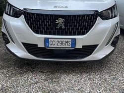 Usata 2021 Peugeot 2008 GT SUV | 17.000 € (Cara)