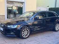 Nero Usata 2013 Audi A3 Attraction Tre volumi | 7490 € (Buon prezzo)