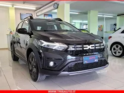 Nero Nuova 2025 Dacia Sandero Expression Due volumi | 17.300 € (Buon prezzo)