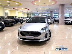 Grigio(met.) Usata 2022 Ford Fiesta Titanium Due volumi | 13.800 € (Buon prezzo)