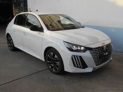 Bianco Nuova 2025 Peugeot 208 Allure Due volumi | 15.900 € (Ottimo prezzo)