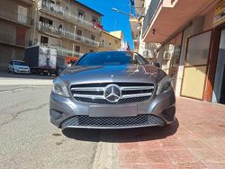 Grigio Usata 2014 Mercedes A200 Tre volumi | 13.500 € (Molto cara)