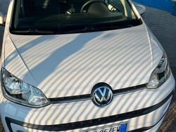 Bianco Usata 2019 VW up! Highline Due volumi | 8500 € (Buon prezzo)