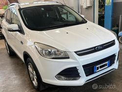 Bianco Usata 2016 Ford Kuga SUV | 11.500 € (Molto cara)