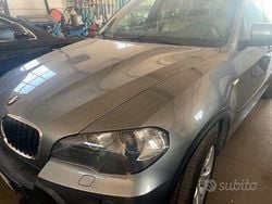 Grigio Usata 2011 BMW X5 SUV | 9700 € (Cara)