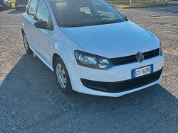 Usata 2012 VW Polo Comfortline Tre volumi | 4000 € (Super prezzo)