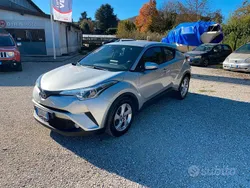 Argento Usata 2018 Toyota C-HR Business Edition SUV | 14.480 € (Buon prezzo)