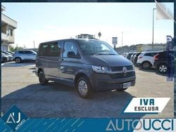 Grigio scuro Usata 2022 VW Caravelle Trendline Monovolume | 23.690 € (Buon prezzo)
