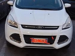 Bianco Usata 2013 Ford Kuga SUV | 9700 € (Buon prezzo)