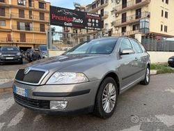 Oro Usata 2007 Skoda Octavia Elegance Tre volumi | 2800 € (Buon prezzo)