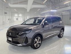 Grigio Usata 2022 Peugeot 5008 Allure Monovolume | 24.900 € (Buon prezzo)