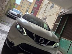 Bianco Usata 2015 Nissan Qashqai Tekna SUV | 15.000 € (Cara)
