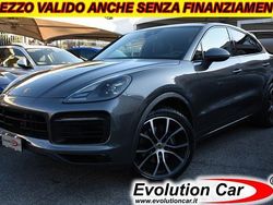 Grigio pastello Usata 2022 Porsche Cayenne Sport SUV | 76.900 € (Super prezzo)