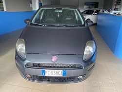 Grigio Usata 2016 Fiat Punto Lounge Due volumi | 5500 € (Buon prezzo)