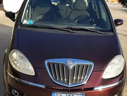 Marrone Usata 2009 Lancia Musa Monovolume | 3300 € (Buon prezzo)