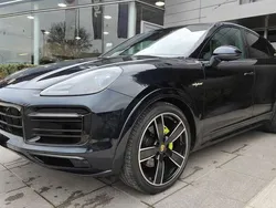 Blu Usata 2021 Porsche Cayenne SUV | 72.890 € (Ottimo prezzo)